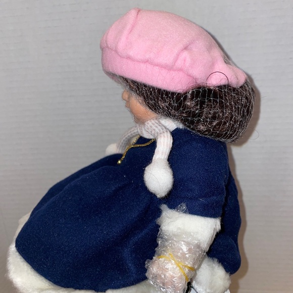 January porcelain Collection dolls  ltd box design .New  In Box , Beautiful Doll - Picture 4 of 7